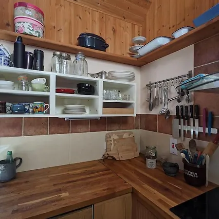 Secluded Private Hot-tub, Sauna&fire-pit