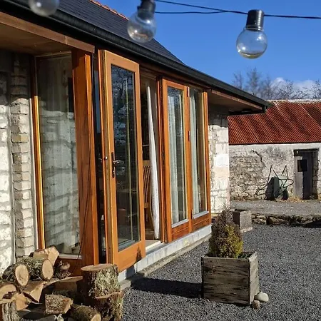 Secluded Private Hot-tub, Sauna&fire-pit Carrick on Shannon