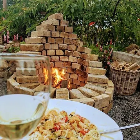 Secluded Private Hot-tub, Sauna & Fire-pit Holiday home Carrick-on-Shannon