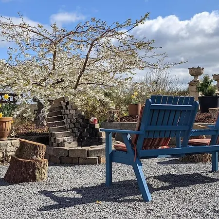 Secluded Private Hot-tub, Sauna&fire-pit Carrick on Shannon