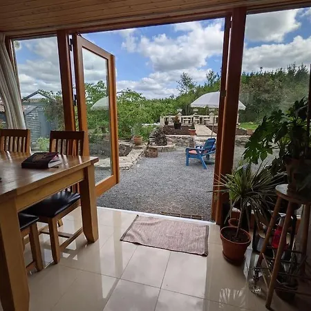Holiday home Secluded Private Hot-tub, Sauna & Fire-pit *