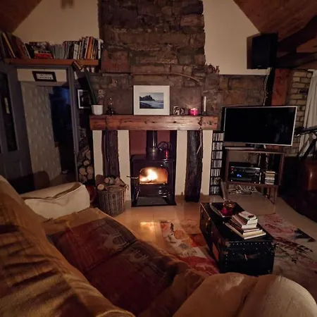 Secluded Private Hot-tub, Sauna & Fire-pit Holiday home Carrick-on-Shannon