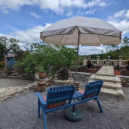 Secluded Private Hot-tub, Sauna&fire-pit *