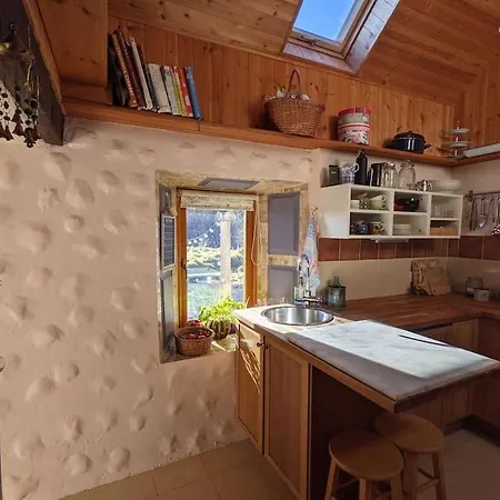 Secluded Private Hot-tub, Sauna & Fire-pit Carrick on Shannon