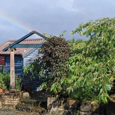 Secluded Private Hot-tub, Sauna & Fire-pit * Carrick-on-Shannon