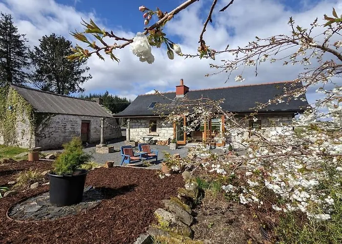 Holiday home Secluded Private Hot-tub, Sauna & Fire-pit