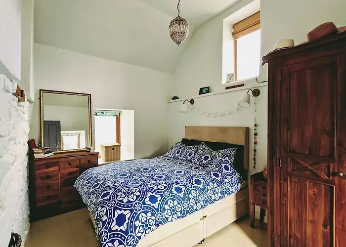 Secluded Private Hot-tub, Sauna & Fire-pit * Carrick on Shannon