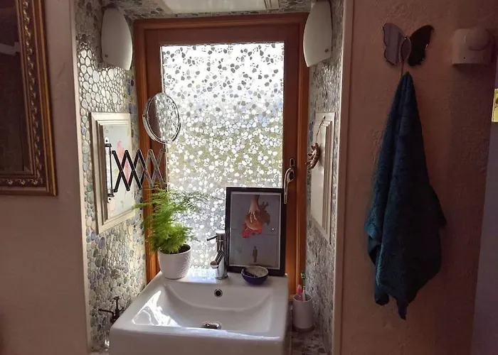 Feriehus Secluded Private Hot-tub, Sauna & Fire-pit