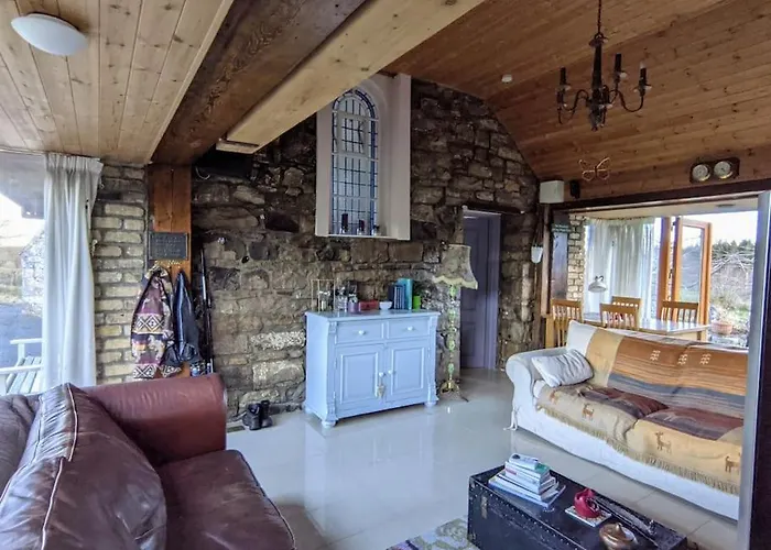 Feriehus Secluded Private Hot-tub, Sauna & Fire-pit Carrick on Shannon